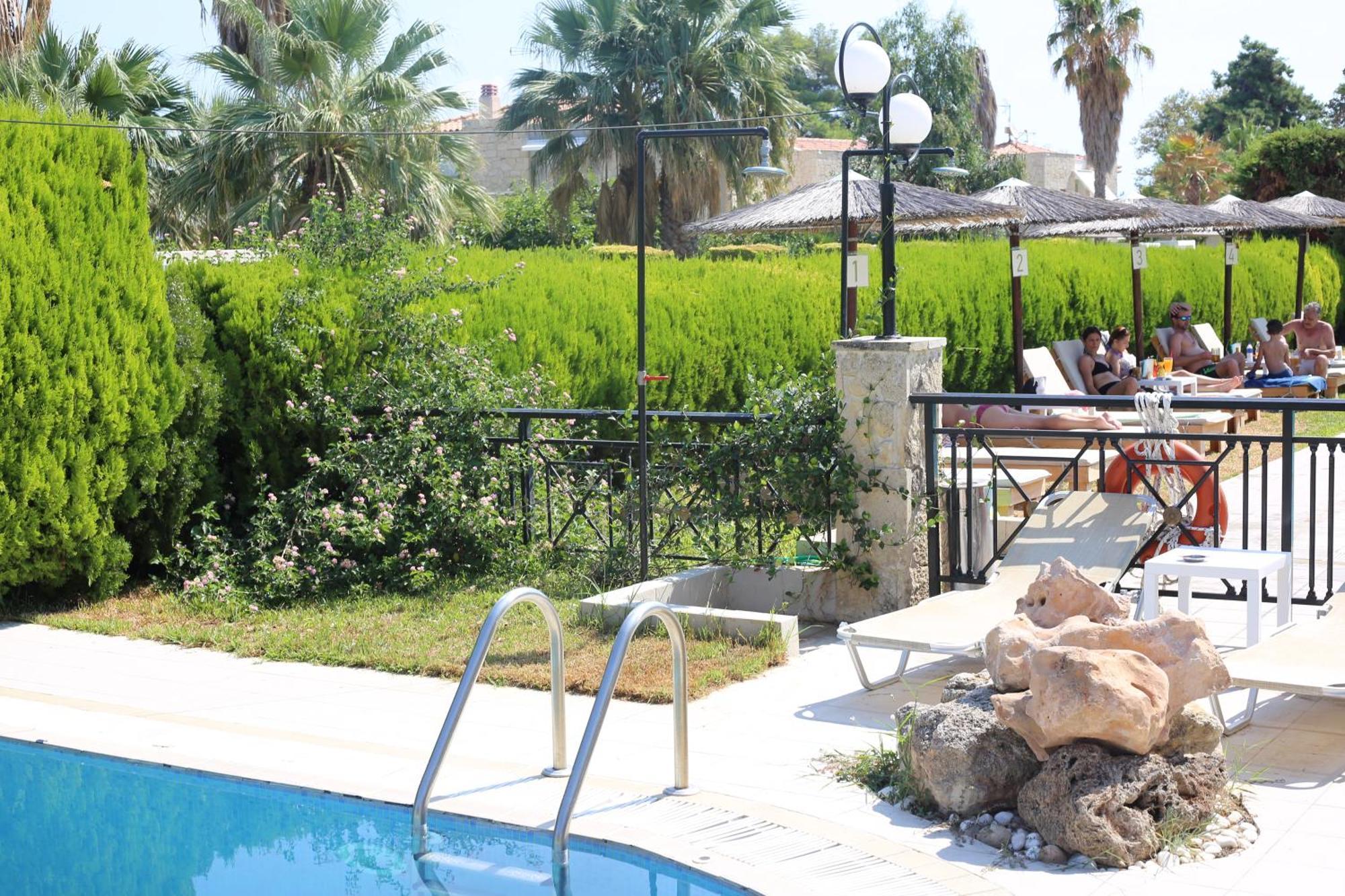 Golden Residence Family Resort ペフコホリ エクステリア 写真