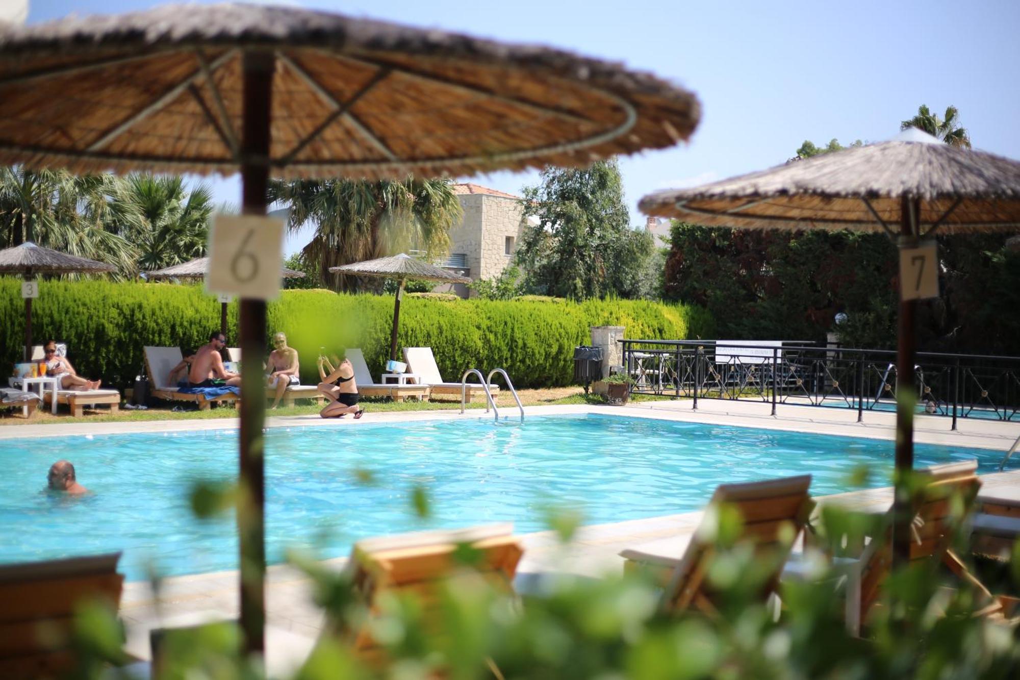 Golden Residence Family Resort ペフコホリ エクステリア 写真