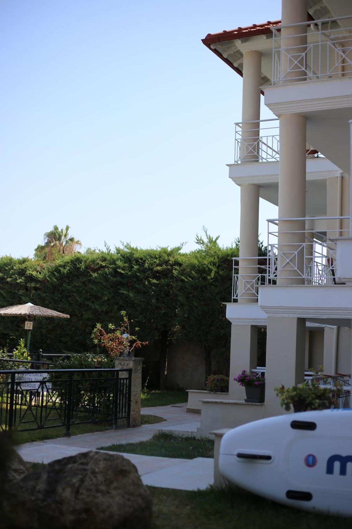 Golden Residence Family Resort ペフコホリ エクステリア 写真
